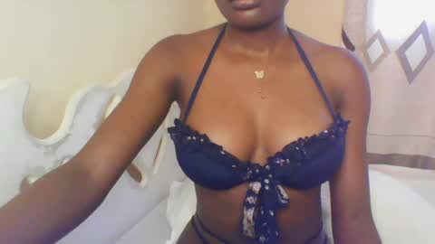 diva online show from August 10, 8:38 am