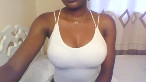 diva online show from August 12, 11:45 am