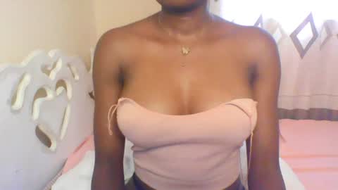 diva online show from August 15, 11:36 am