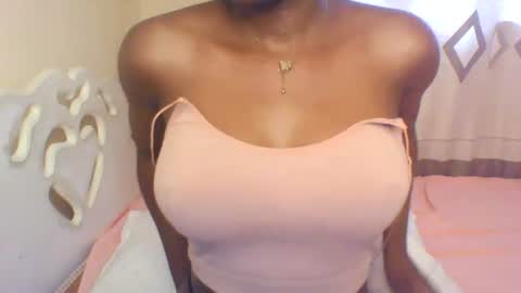 diva online show from August 15, 12:42 pm