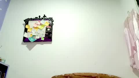 danna y andrew online show from August 10, 5:20 am