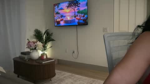 PetitePrincess online show from June 15, 1:25 am