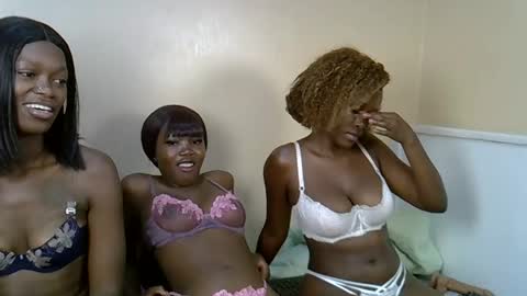Sugar online show from February 24, 9:23 pm