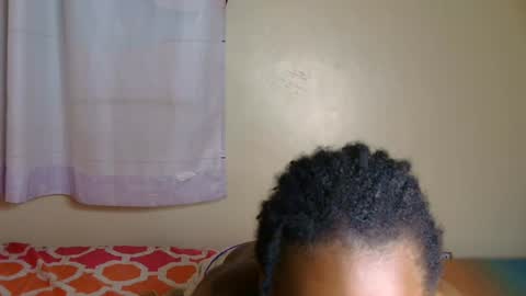 petitevixenn online show from August 13, 1:41 am