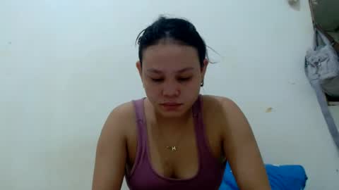 petty_yumii online show from August 15, 12:20 pm