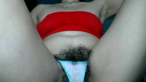 petyte83 online show from July 2, 10:38 am