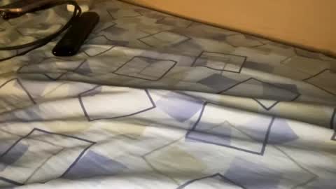 peular online show from August 8, 7:36 pm