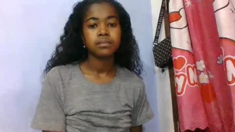 phania185885 online show from August 7, 2:39 pm