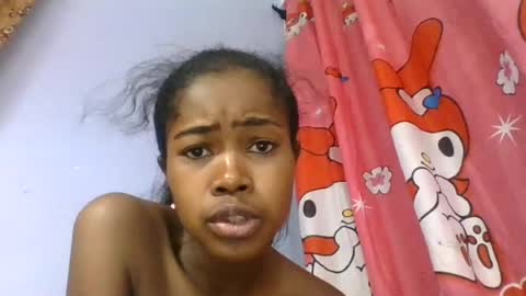 phania185885 online show from August 9, 5:03 pm