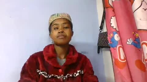 phania185885 online show from August 10, 3:46 pm