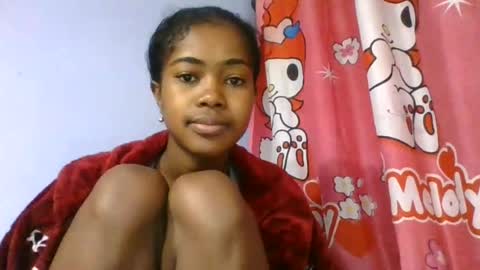 phania185885 online show from August 14, 5:33 am