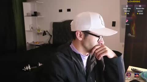 Andy online show from August 14, 4:27 am