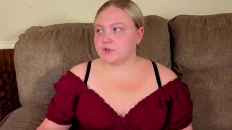 PhatAssBlond online show from August 10, 10:00 pm