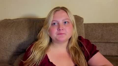 PhatAssBlond online show from August 11, 5:20 am