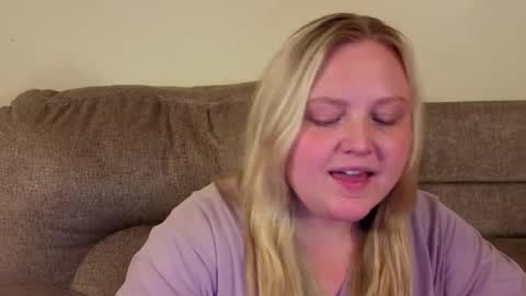 PhatAssBlond online show from August 14, 4:38 am