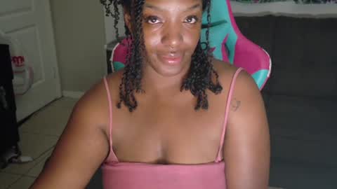 Destiny Adams online show from June 22, 6:14 am
