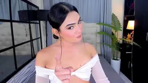 phenomenal_ivy online show from July 15, 1:01 pm