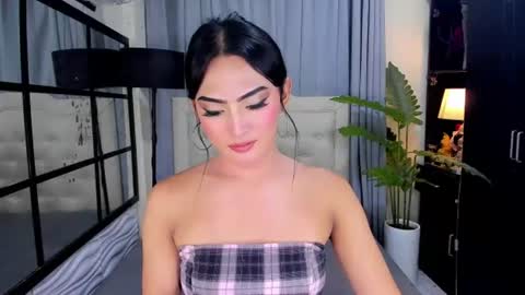 phenomenal_ivy online show from July 15, 6:31 pm