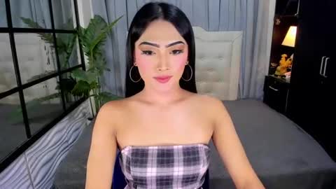 phenomenal_ivy online show from July 19, 10:28 am