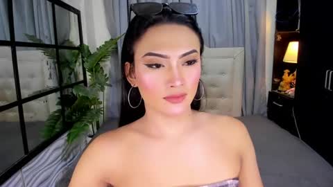 phenomenal_ivy online show from July 22, 4:20 pm