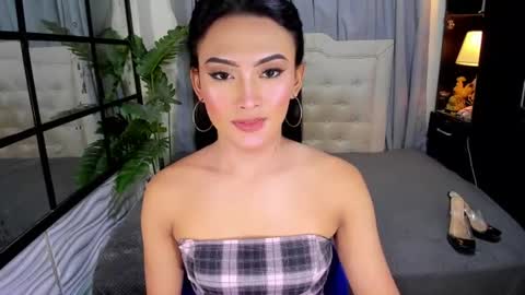 phenomenal_ivy online show from July 22, 11:18 pm