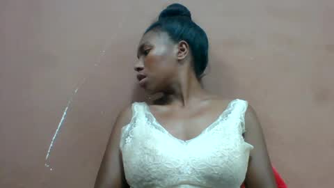 philionja online show from August 12, 6:32 pm