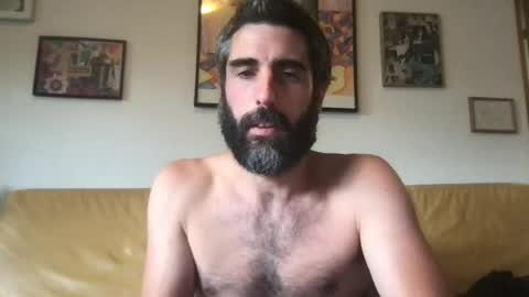 Phillhard online show from August 9, 5:30 am