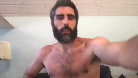 Phillhard online show from August 12, 1:02 pm