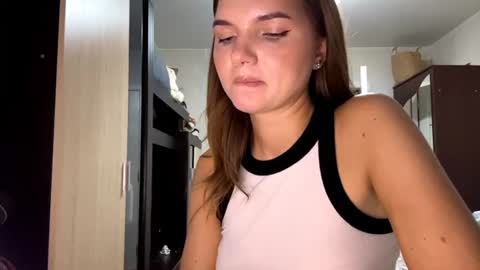 Eva online show from August 13, 6:00 pm