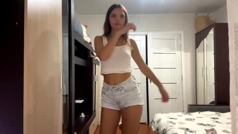 Eva online show from August 15, 4:44 pm
