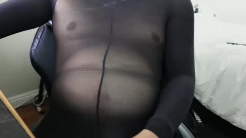 phluvincd1 online show from April 22, 1:52 am