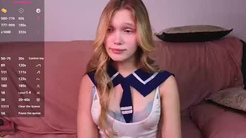 Adeline online show from August 14, 5:33 am