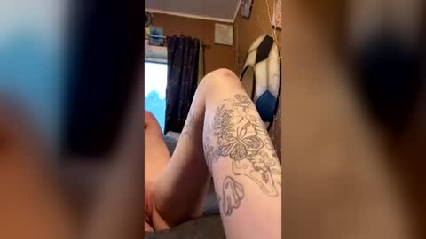 piecesxx online show from July 18, 11:17 pm