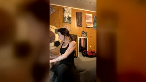 piecesxx online show from August 3, 12:39 am
