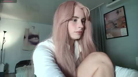 Piera online show from August 3, 7:10 pm