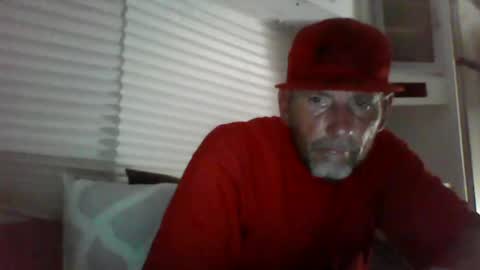 pierce702420 online show from August 18, 3:23 am