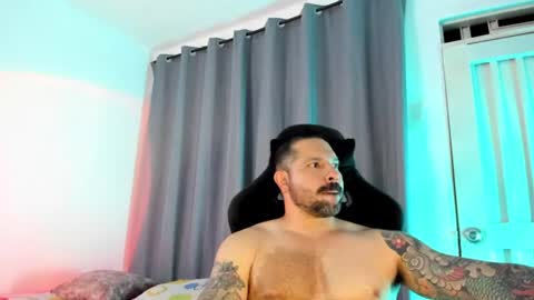 Pierre online show from August 5, 1:14 am
