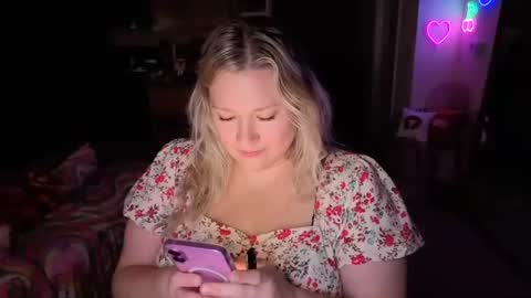 Piggy Rose online show from July 25, 12:47 am