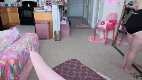 Piggy Rose online show from July 31, 9:20 pm