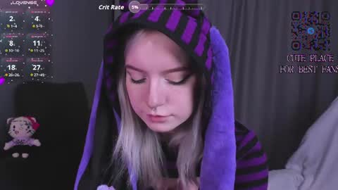 piginnya online show from June 13, 7:11 pm