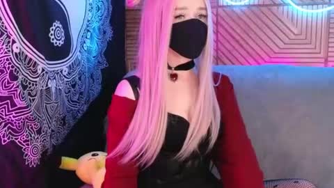Sonya online show from August 7, 10:10 pm