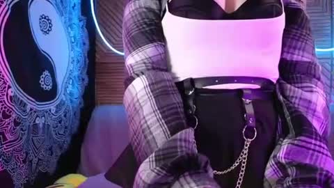 Sonya online show from August 8, 11:05 pm