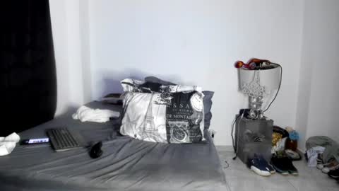 pikoro_gomez online show from August 7, 3:06 am