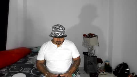 pikoro_gomez online show from August 13, 12:46 am