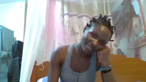 pinah1997 online show from June 7, 9:42 pm