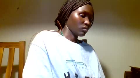 pinah1997 online show from August 1, 9:21 pm