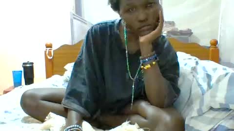 pinah1997 online show from August 12, 7:49 pm