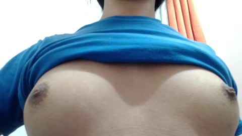 Claire online show from August 31, 3:57 pm