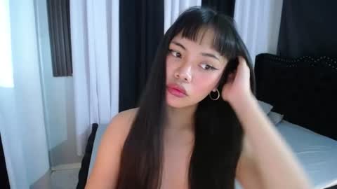 dee online show from June 20, 11:49 pm
