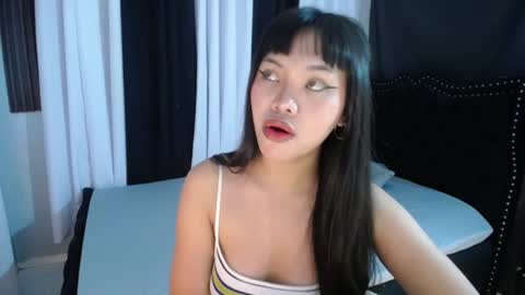 dee online show from June 24, 6:48 am